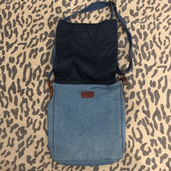 Crossbody messenger - Picture 2 of 5